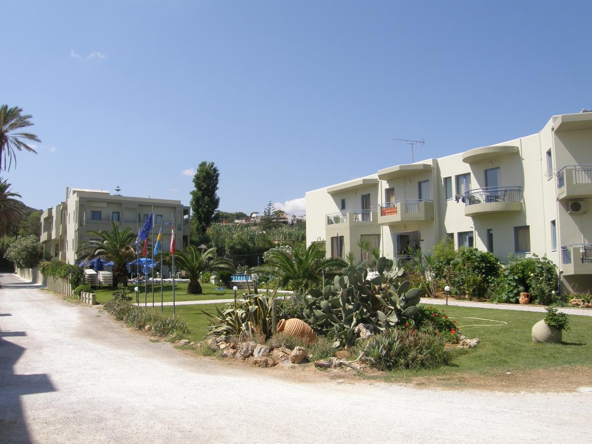 Rania Hotel Apartments Platanés Exteriör bild